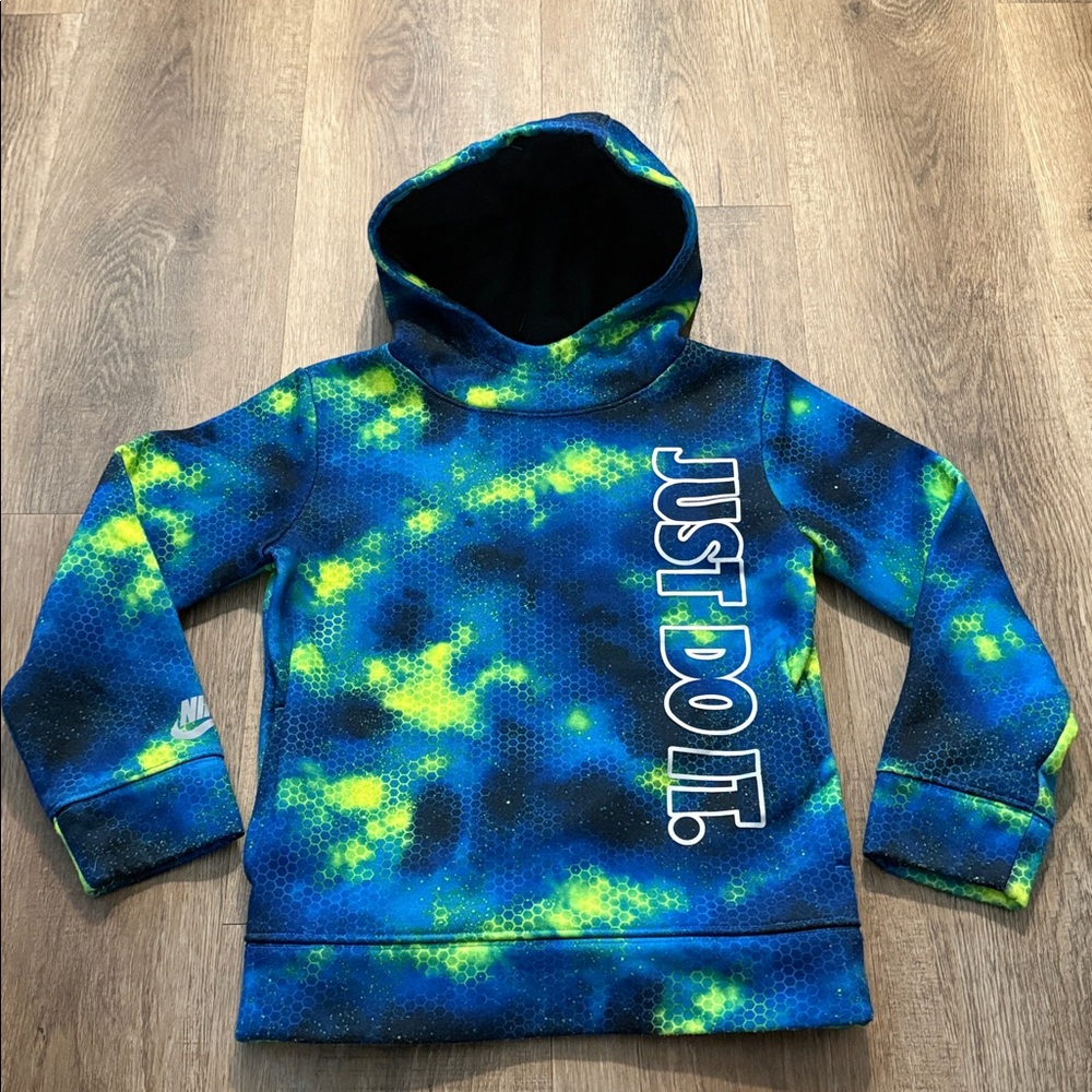 Nike Virtual Cloud Hoodie Size Medium 5-6 years